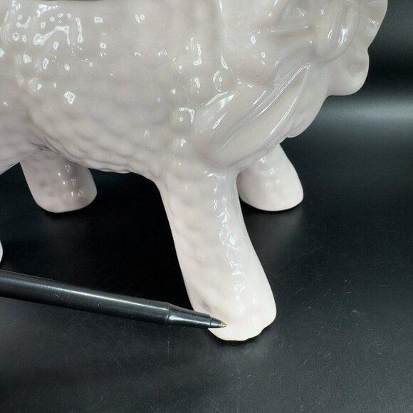 Vintage Haeger Pottery Light Pink Lamb Animal Planter Flower Pot Ceramic Decor - Picture 9 of 16